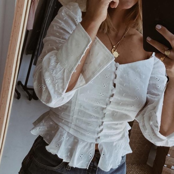 Lioness Broderie Eyelet Sweethearts Top - Picture 8 of 8